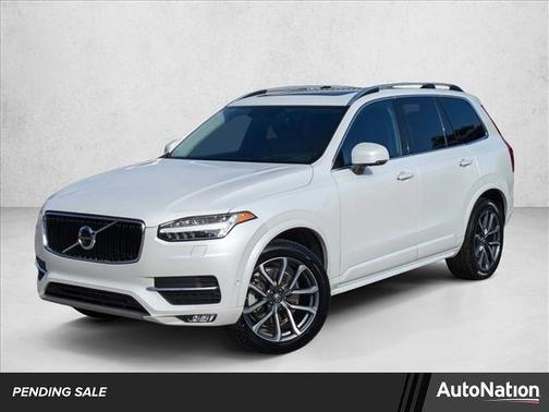 2019 Volvo XC90 T6 Momentum