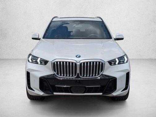 Mineral White Metallic 2026 BMW X5 xDrive40i