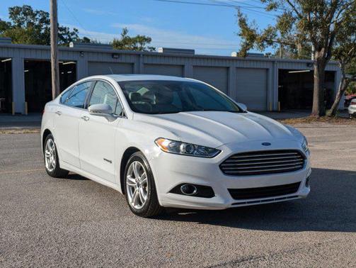2016 Ford Fusion Hybrid Titanium