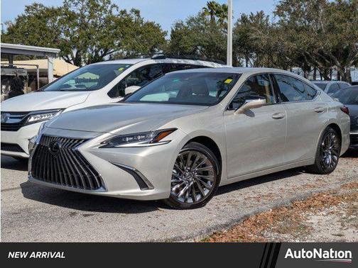 2024 Lexus ES 300h Ultra Luxury