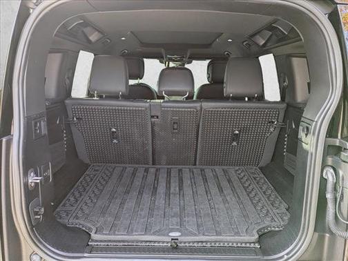 2023 Land Rover Defender 110 X-Dynamic SE