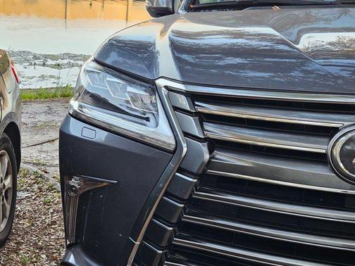 2020 Lexus LX 570 Three-Row