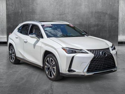 2025 Lexus UX 300h Premium