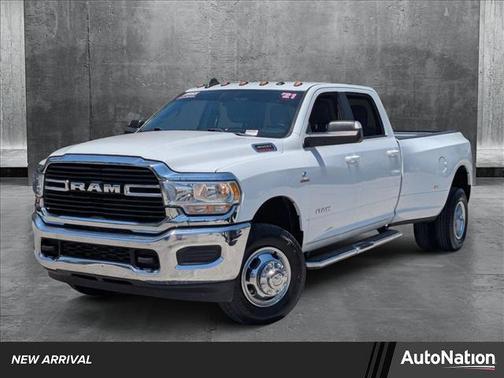 2021 RAM 3500 Big Horn Crew Cab 4x4 8' Box