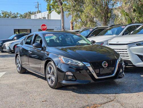 2020 Nissan Altima 2.5 SV