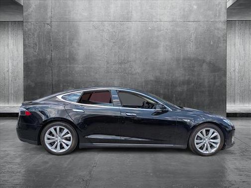 2014 Tesla Model S 85