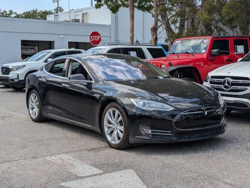 2014 Tesla Model S 85