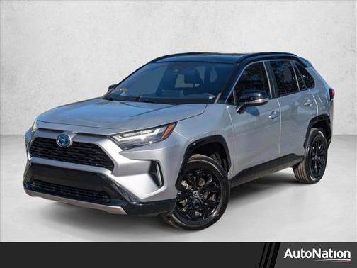 2022 Toyota RAV4 Hybrid SE