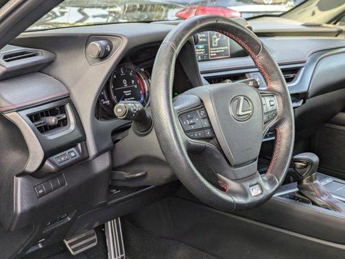 2022 Lexus UX 200 F Sport