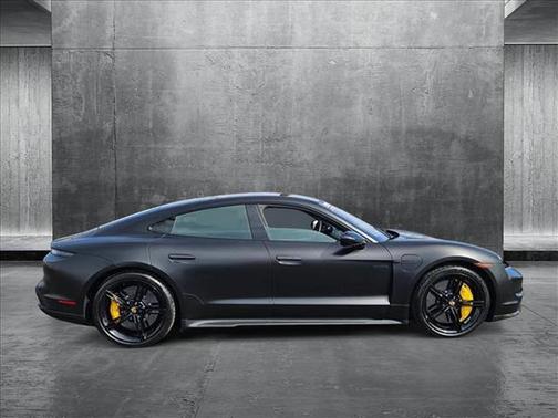2021 Porsche Taycan Turbo S