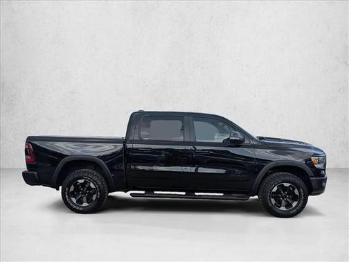 Diamond Black Crystal Pearlcoat 2021 RAM 1500 Rebel