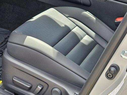 Wind 2026 Lexus IS 350 F Sport