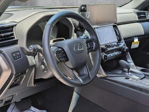 2025 Lexus LX 700h Overtrail