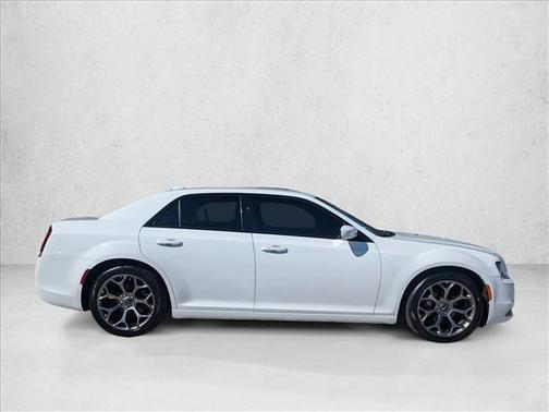 2019 Chrysler 300 S