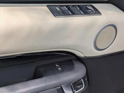 2019 Land Rover Discovery SE
