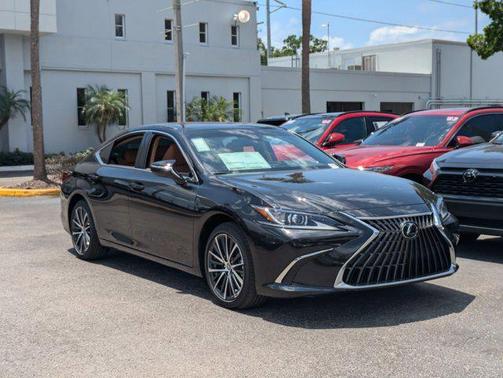 2025 Lexus ES 350 Base