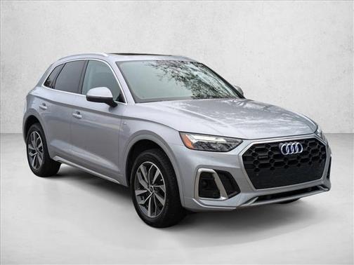 2023 Audi Q5 45 S line Premium Plus
