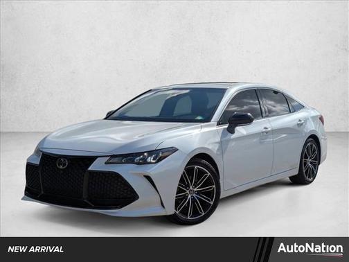 Wind Chill Pearl 2019 Toyota Avalon XSE