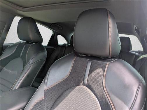 Wind Chill Pearl 2019 Toyota Avalon XSE