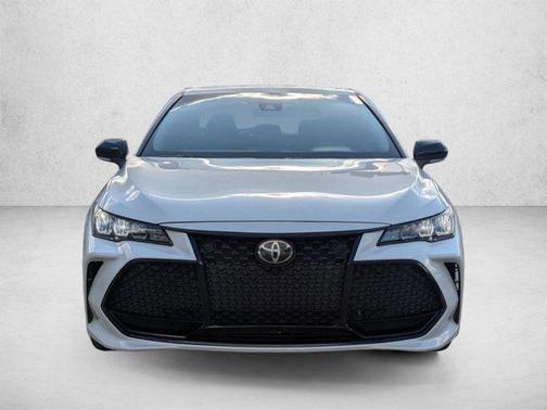 Wind Chill Pearl 2019 Toyota Avalon XSE