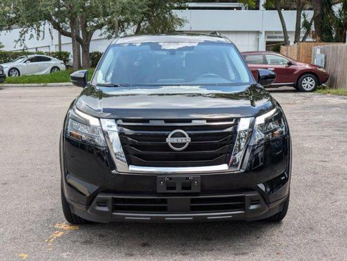 2024 Nissan Pathfinder SV FWD