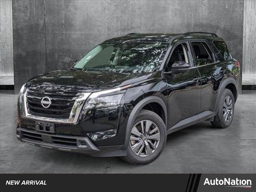 2024 Nissan Pathfinder SV FWD