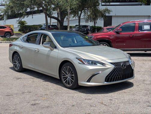 2022 Lexus ES 350 Base