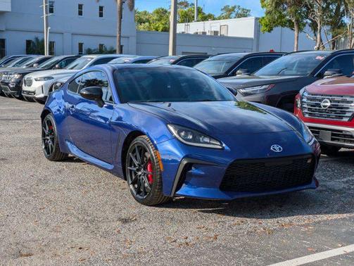 2025 Toyota GR86 Premium
