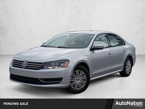 2014 Volkswagen Passat 1.8T S