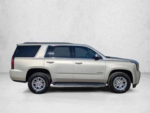 Sparkling Silver Metallic 2017 GMC Yukon SLT