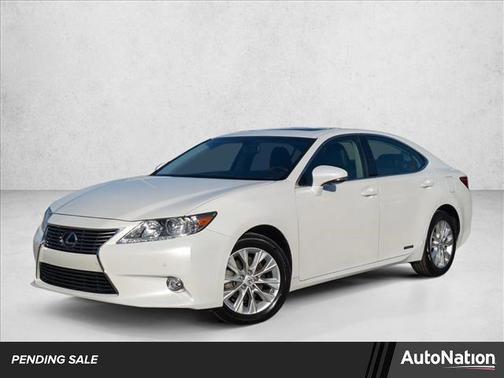 2015 Lexus ES 300h Base