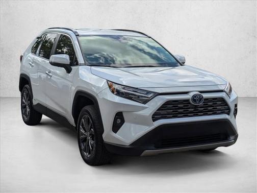 2024 Toyota RAV4 Hybrid SE