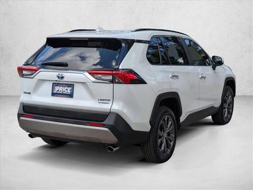 2024 Toyota RAV4 Hybrid SE