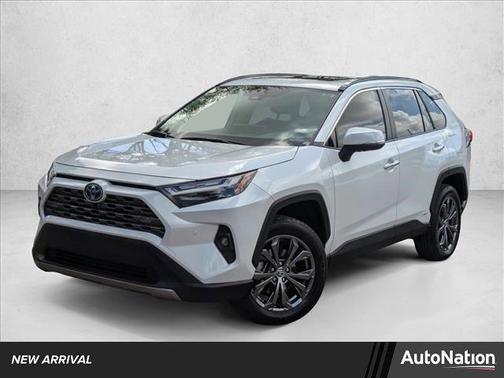 2024 Toyota RAV4 Hybrid SE