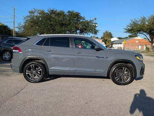 2021 Volkswagen Atlas Cross Sport 3.6L V6 SEL R-Line