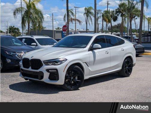 Mineral White Metallic 2021 BMW X6 xDrive40i