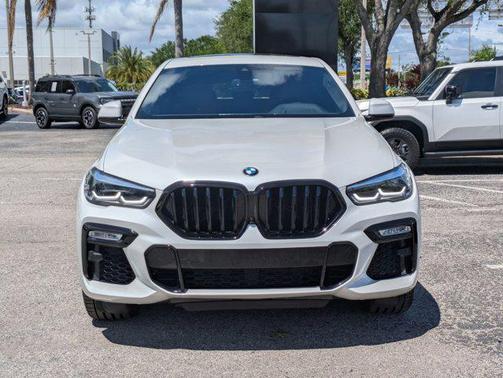 Mineral White Metallic 2021 BMW X6 xDrive40i