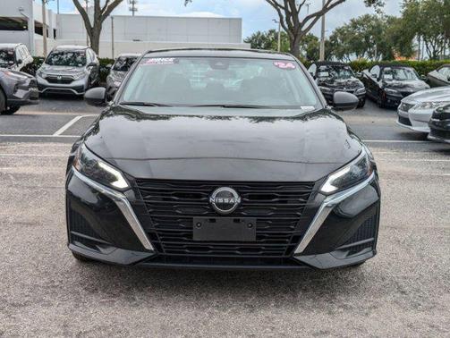 2024 Nissan Altima 2.5 SV