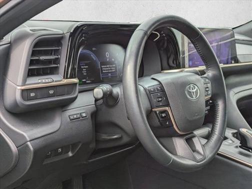 2023 Toyota Crown Platinum