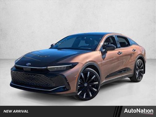 2023 Toyota Crown Platinum