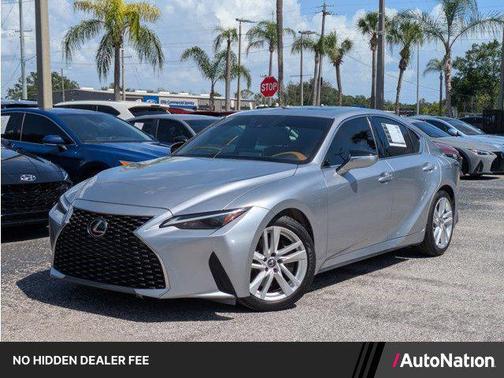 Iridium 2021 Lexus IS 300 Base