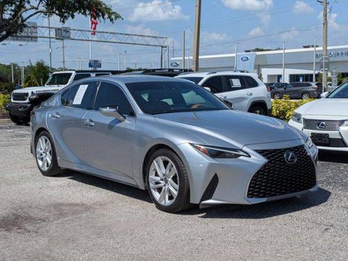 Iridium 2021 Lexus IS 300 Base