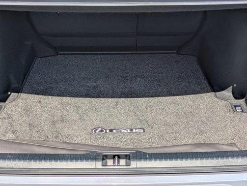 Iridium 2021 Lexus IS 300 Base