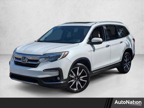 Platinum White Pearl 2021 Honda Pilot Touring 8-Passenger