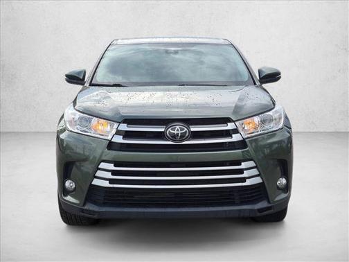 Alumina Jade Metallic 2018 Toyota Highlander LE Plus