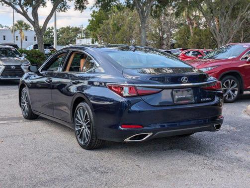 2025 Lexus ES 350 Base