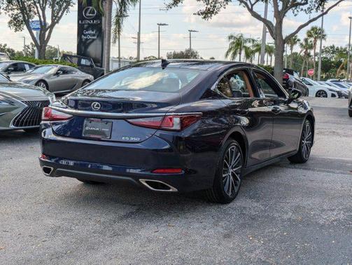 2025 Lexus ES 350 Base