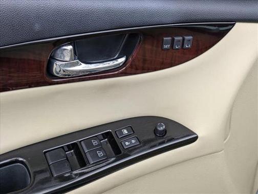2017 INFINITI QX50 Base