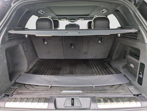 Santorini Black Metallic 2024 Land Rover Range Rover Sport SE