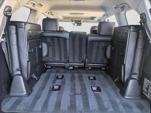 2016 Lexus LX 570 Base
